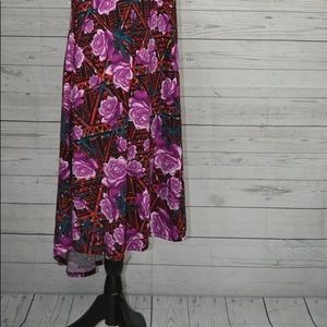 LuLaRoe Dresses - LuLaRoe Medium Rose Carly LuLaRoe Dresses - LuLaRoe Medium Rose Carly
